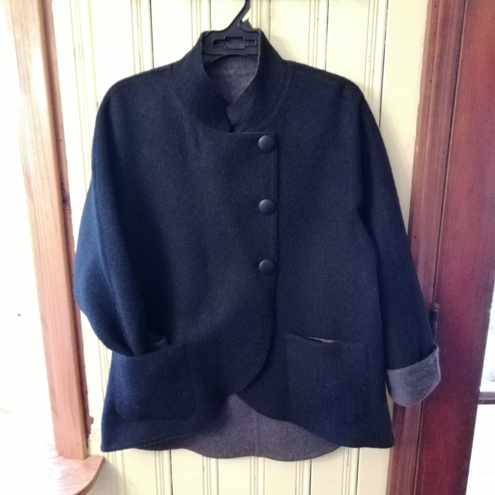 Beyond Threads Luxury Reversible Pea Coat, size XL - Picture 5 of 8